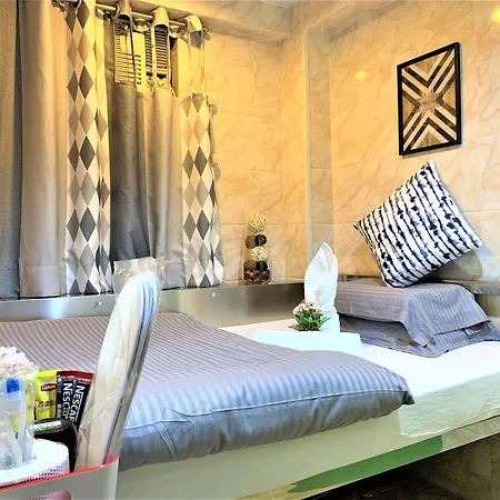 Super Guest House-2